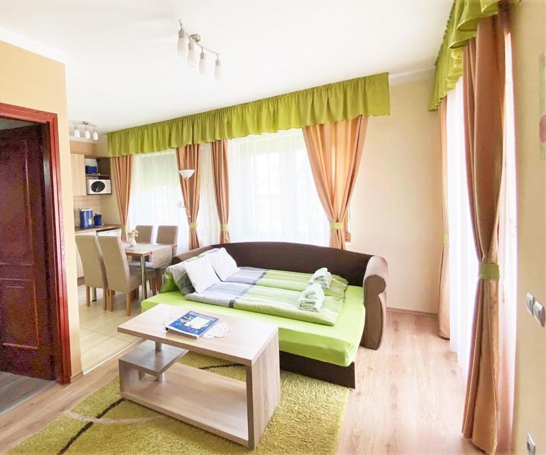 Apartman Siesta Buek - Buekfuerdo Buk Exterior foto