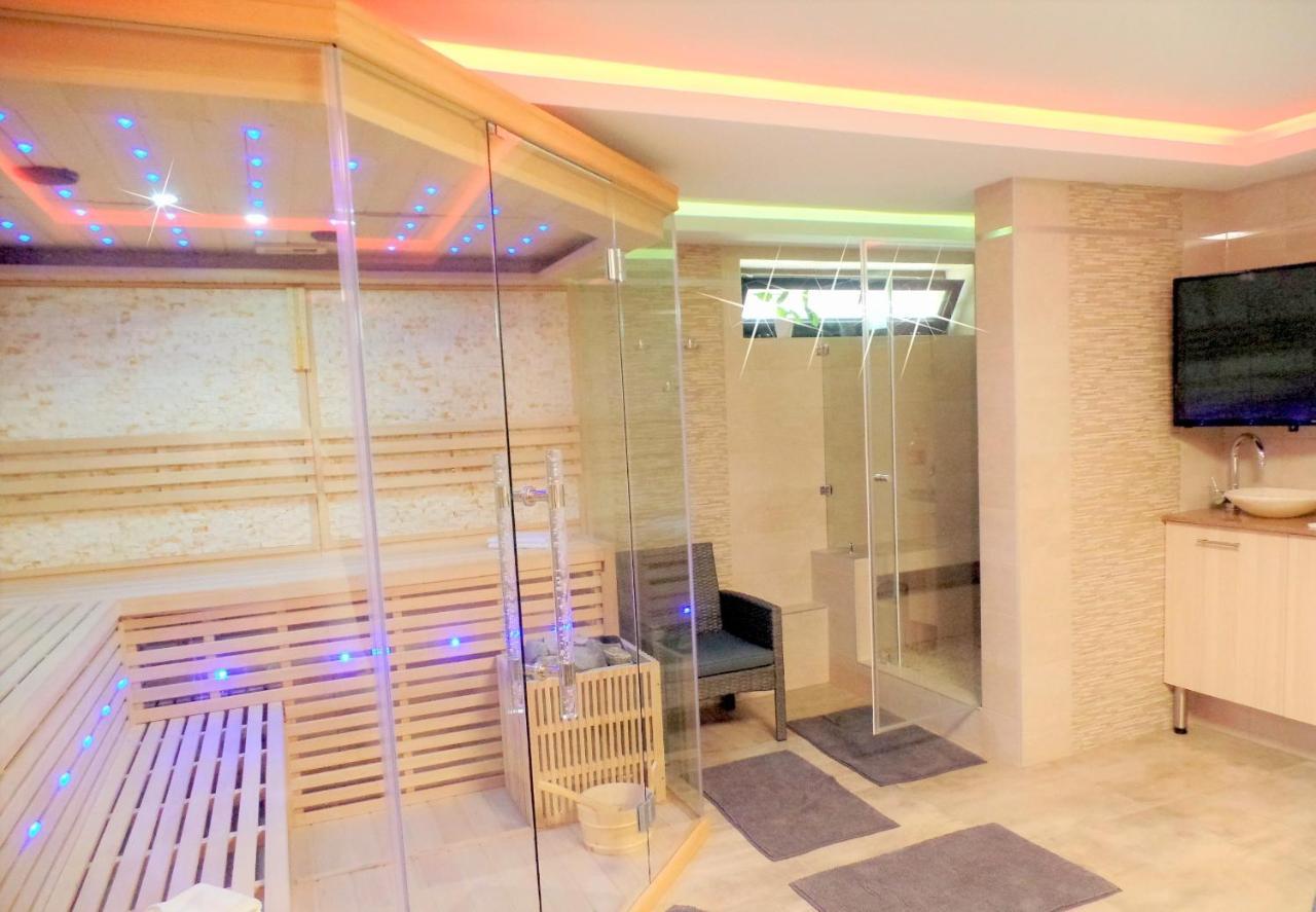 Apartman Siesta Buek - Buekfuerdo Buk Exterior foto