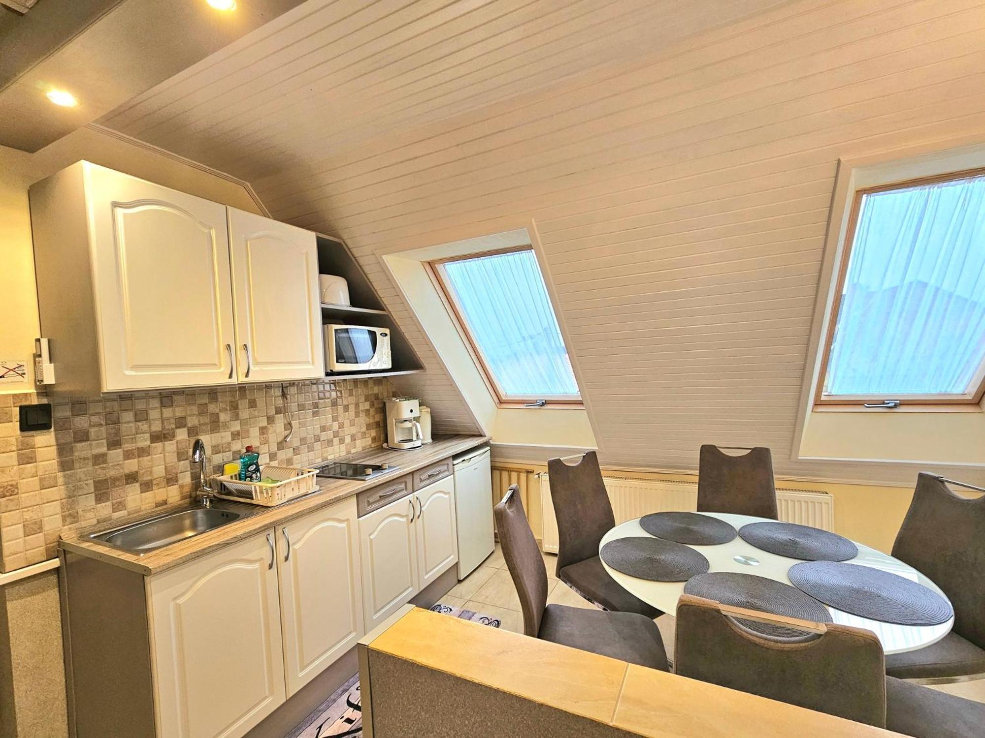 Apartman Siesta Buek - Buekfuerdo Buk Exterior foto